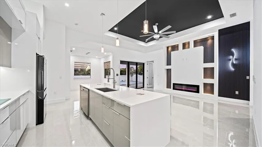 2711 Van Buren Pkwy, Cape Coral, Florida 33993