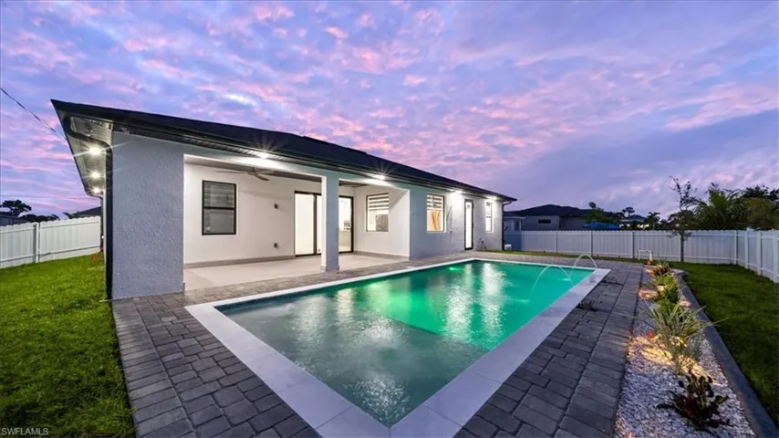 2711 Van Buren Pkwy, Cape Coral, Florida 33993