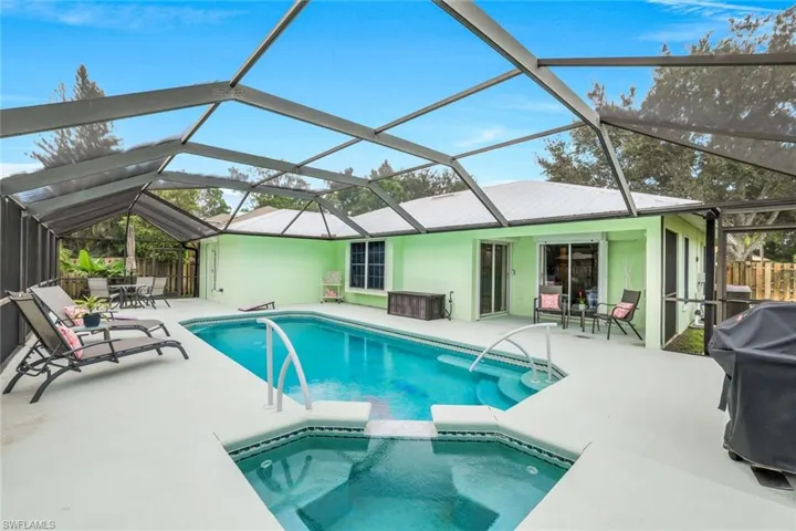 Saltwater pool and whirpool spa.