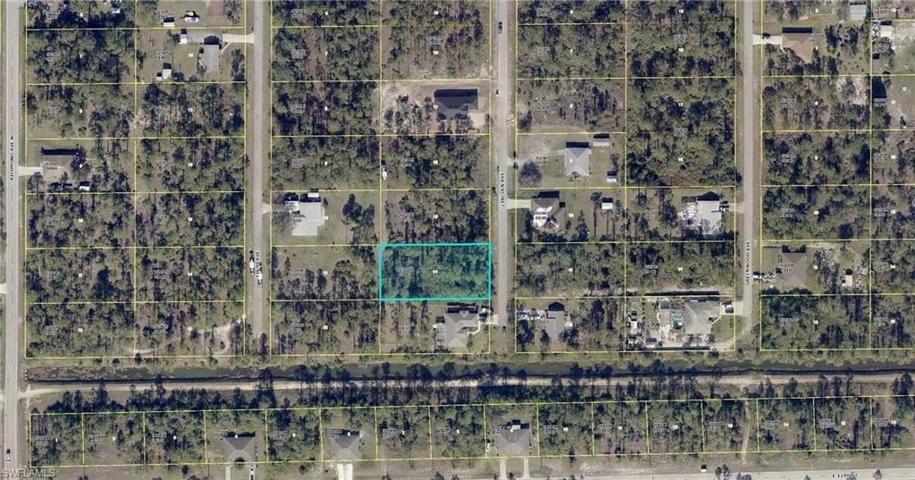 1207 Lincoln AVE, LEHIGH ACRES FL 33972