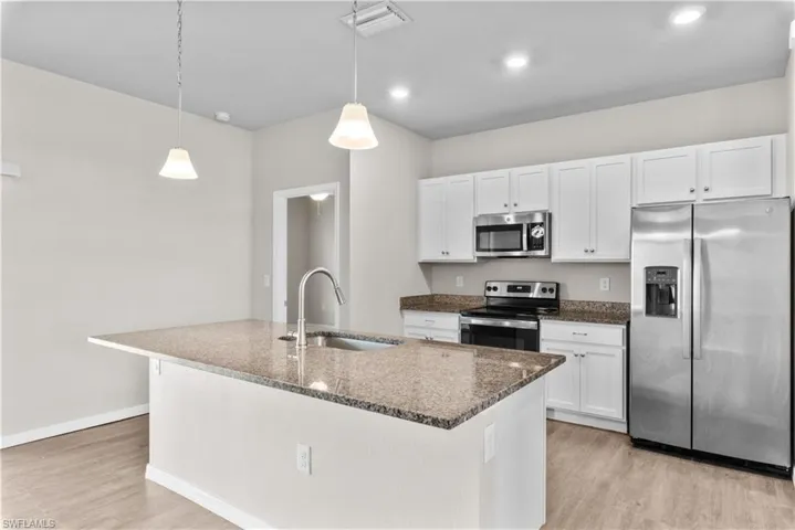 1521 Nw 7th Pl, Cape Coral Fl 33993