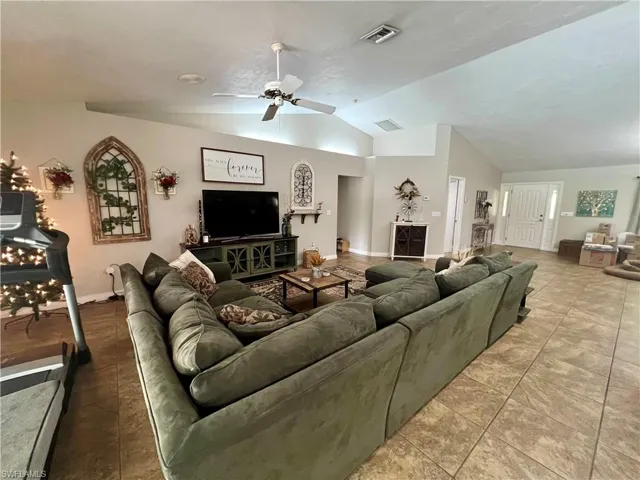 104  Wellington  AVE, Lehigh Acres, FL 33936
