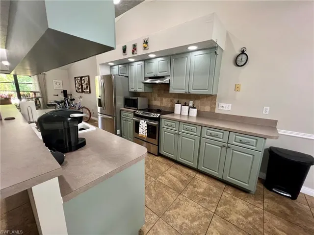 104  Wellington  AVE, Lehigh Acres, FL 33936