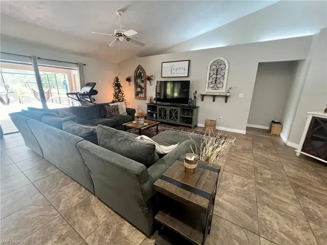 104  Wellington  AVE, Lehigh Acres, FL 33936