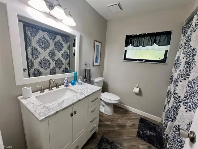 104  Wellington  AVE, Lehigh Acres, FL 33936