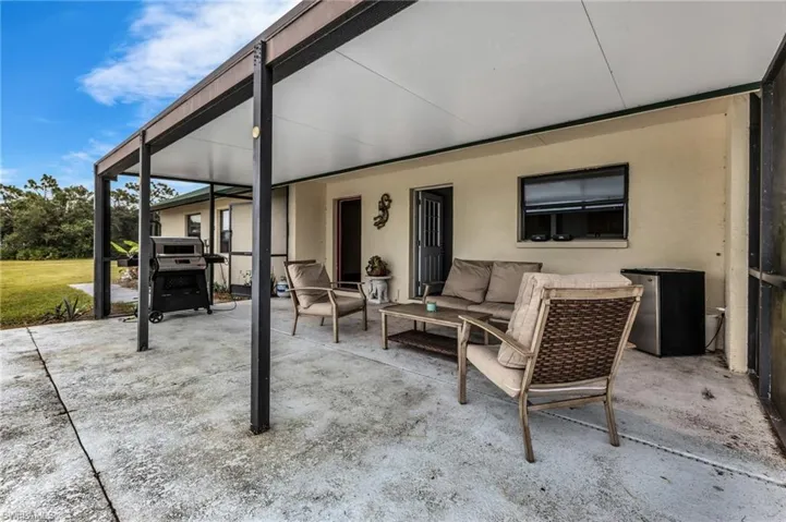 30720 Washington Loop Rd, Punta Gorda, Florida 33982