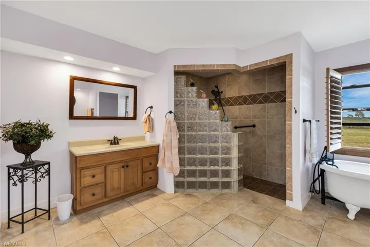 30720 Washington Loop Rd, Punta Gorda, Florida 33982