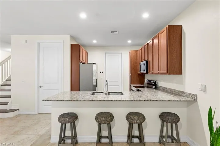7797 Bristol Cir, Naples, Florida 34120