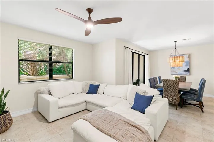 7797 Bristol Cir, Naples, Florida 34120