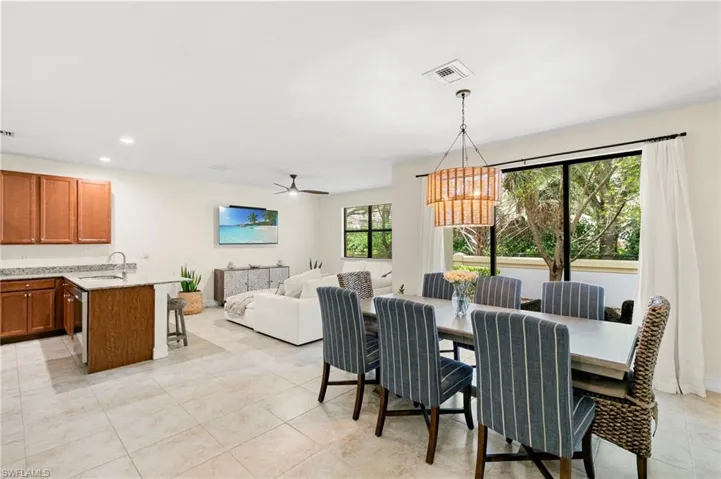 7797 Bristol Cir, Naples, Florida 34120