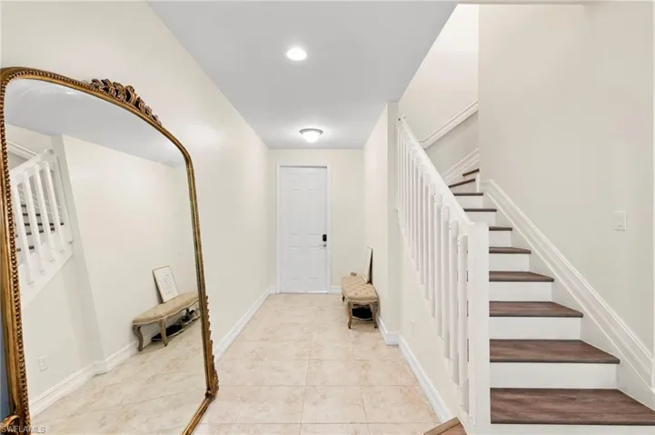 7797 Bristol Cir, Naples, Florida 34120