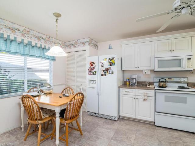 548 Belina DR S # 1601, NAPLES FL 34104