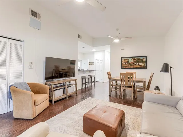 15433 Bellamar Cir 1025, Fort Myers, Florida 33908