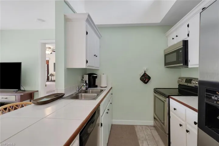 Guest House Kitchen. Meticulously maintained.