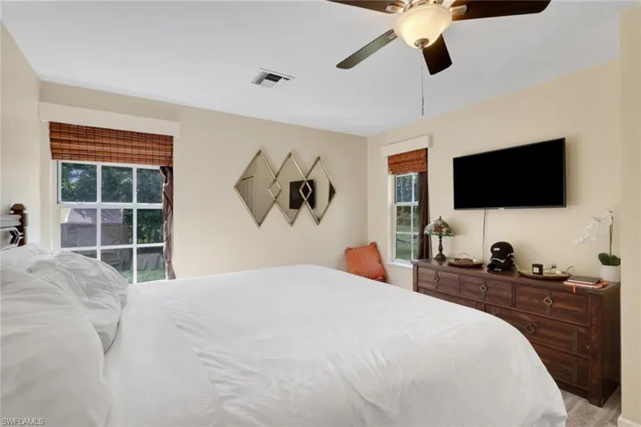 Guest House Bedroom- Spacious/Tons of Natural Lighting