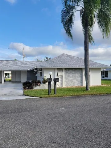 347  Richland  RD, Lehigh Acres, FL 33936