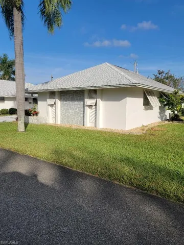 347  Richland  RD, Lehigh Acres, FL 33936