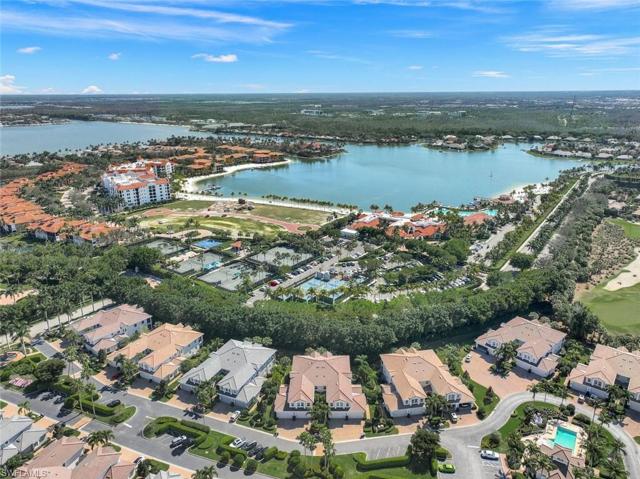 Bellavista with amenities and lakes in backround!