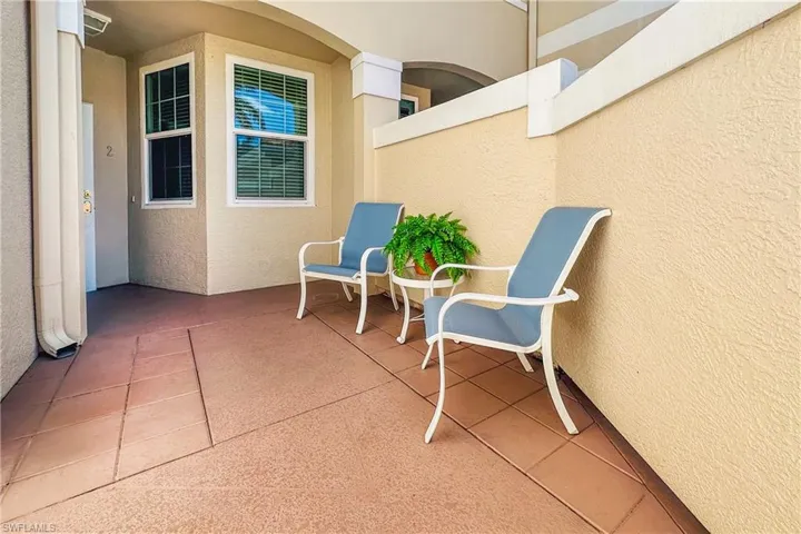 8390  Excalibur  CIR, Naples, FL 34108