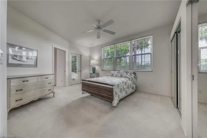 8390  Excalibur  CIR, Naples, FL 34108