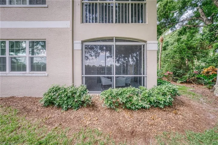 8390  Excalibur  CIR, Naples, FL 34108