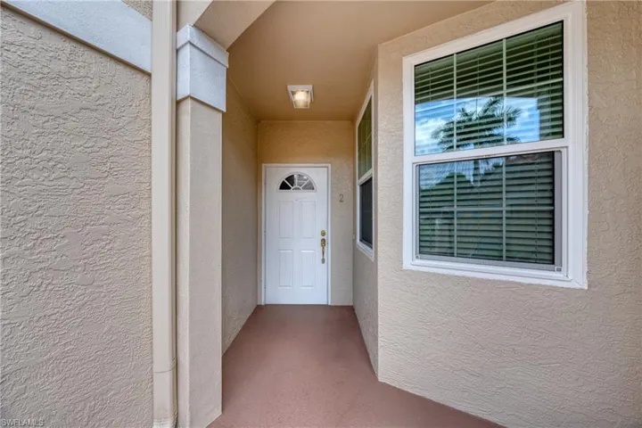 8390  Excalibur  CIR, Naples, FL 34108