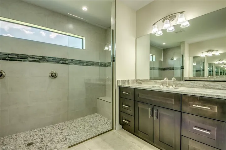 3726 NW 42nd  PL, Cape Coral, FL 33993