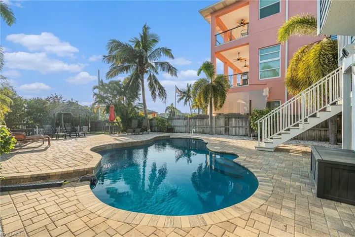 Gunite heated swimming pool