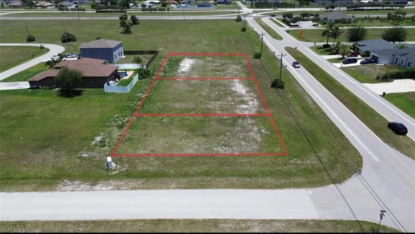 3223  Gulfstream  PKWY, Cape Coral, FL 33993