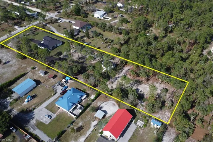 Drone / aerial view