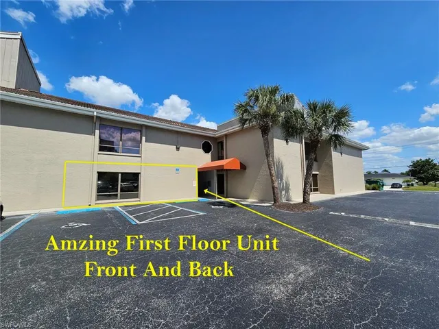 923  Del Prado S BLVD, Cape Coral, FL 33990