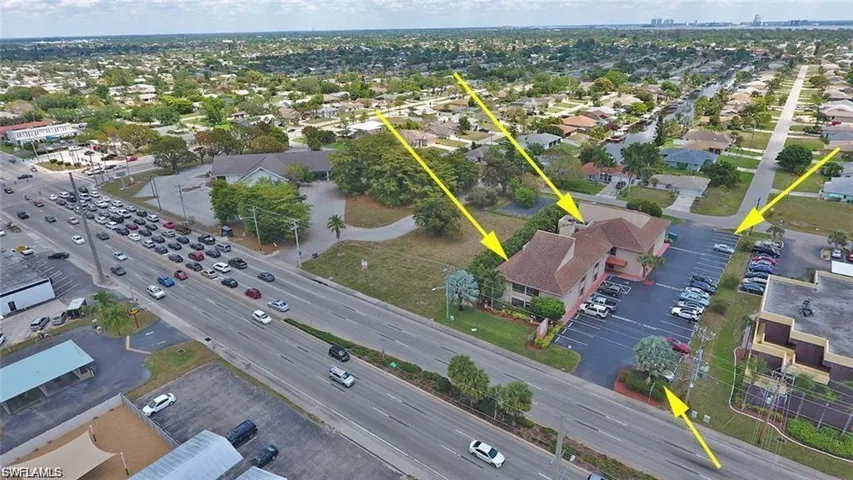 923  Del Prado S BLVD, Cape Coral, FL 33990