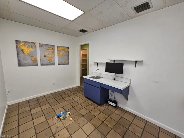 Office 1