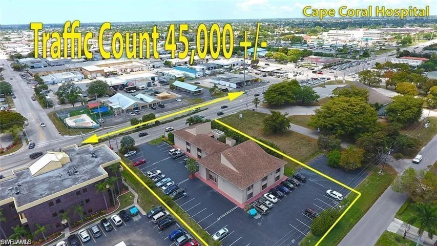 923  Del Prado S BLVD, Cape Coral, FL 33990