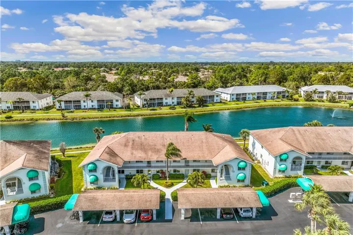 473  Gabriel  CIR, Naples, FL 34104