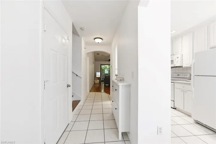 7780 Woodbrook Cir 2703, Naples, Florida 34104