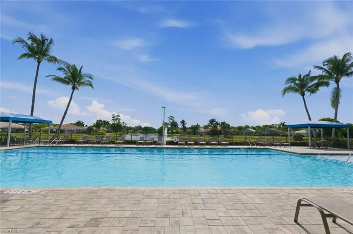 7780 Woodbrook Cir 2703, Naples, Florida 34104