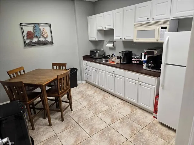 5605 2nd St W, Lehigh Acres, Florida 33971