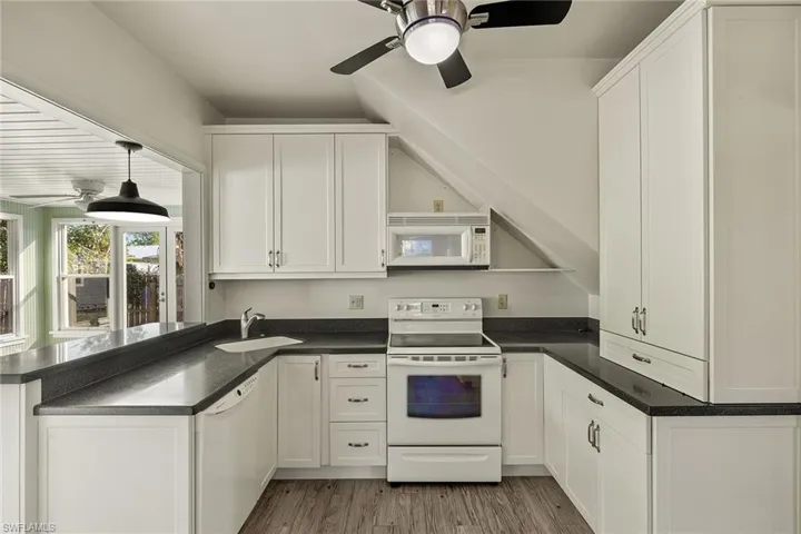 Kitchen 1