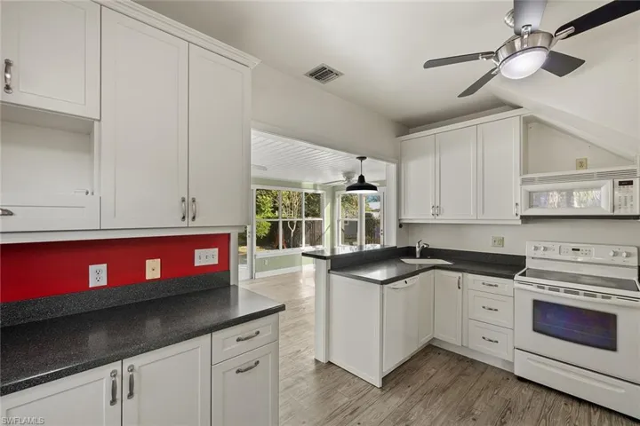 Kitchen 3