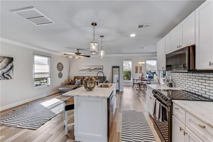 24566  Redfish  ST, Bonita Springs, FL 34134
