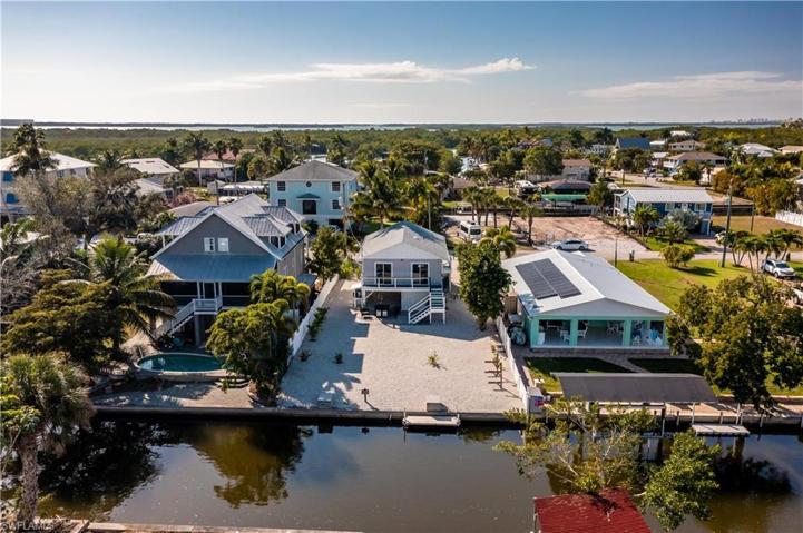 24566  Redfish  ST, Bonita Springs, FL 34134