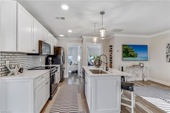 24566  Redfish  ST, Bonita Springs, FL 34134