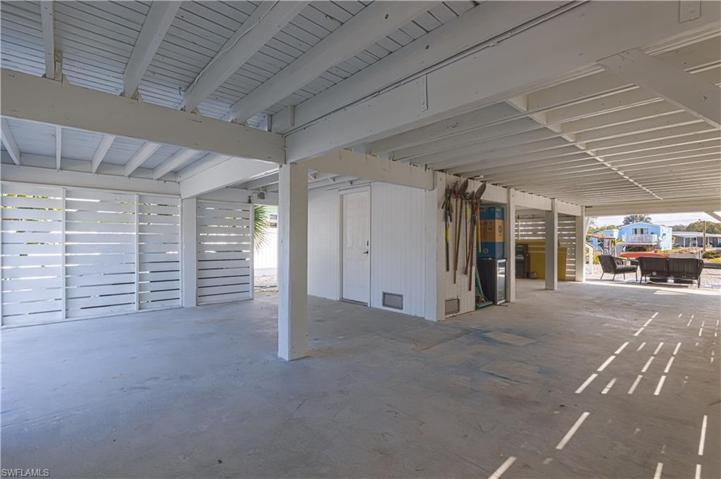 24566  Redfish  ST, Bonita Springs, FL 34134
