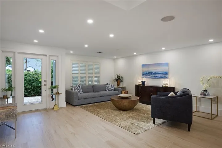 13863  Pine Villa  LN, Fort Myers, FL 33912