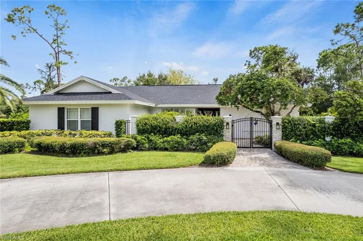 13863  Pine Villa  LN, Fort Myers, FL 33912
