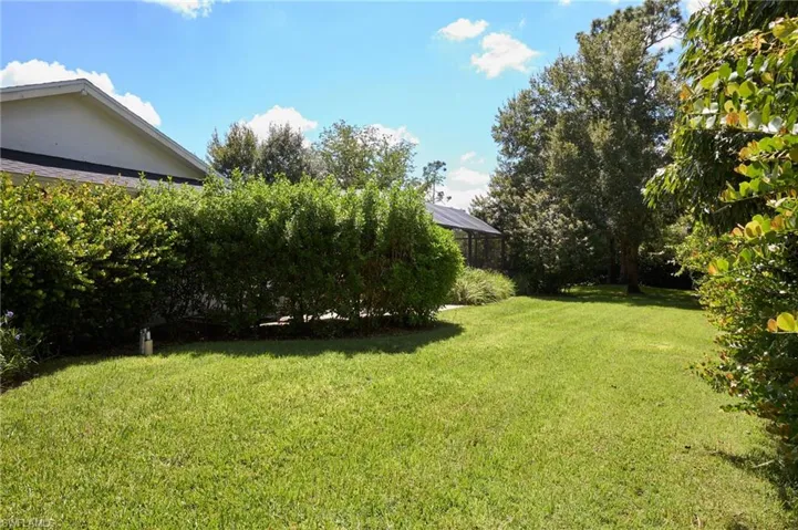 13863  Pine Villa  LN, Fort Myers, FL 33912
