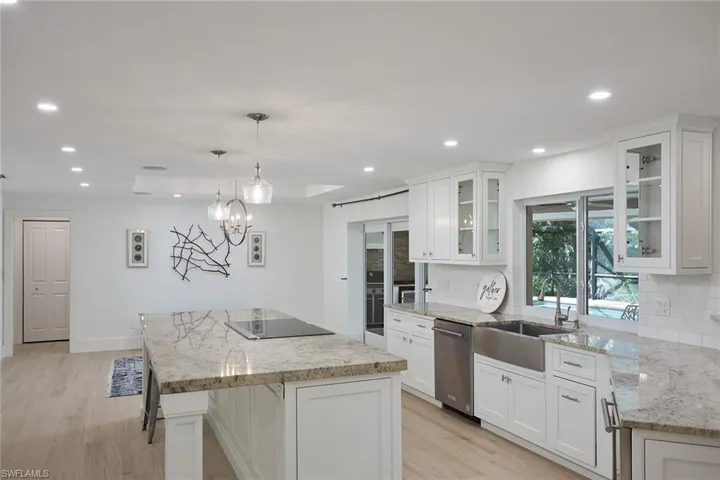 13863  Pine Villa  LN, Fort Myers, FL 33912