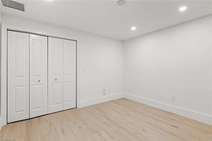 13863  Pine Villa  LN, Fort Myers, FL 33912