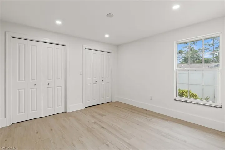 13863  Pine Villa  LN, Fort Myers, FL 33912